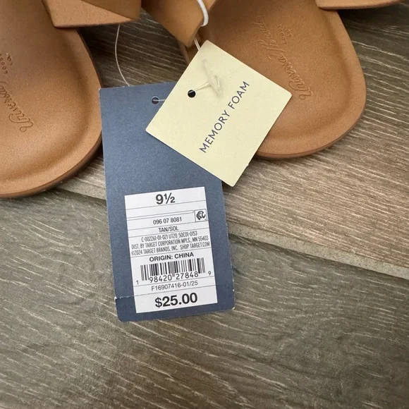 Sol Toe Loop Ankle Strap Sandals - Picture 4 of 4